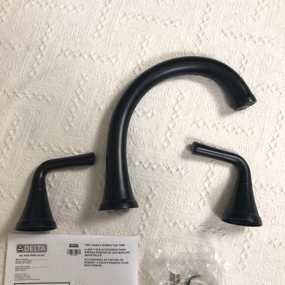 Delta Kayra Roman Tub Faucet Trim Matte Black T2733-BL New Open Box - Picture 4 of 11